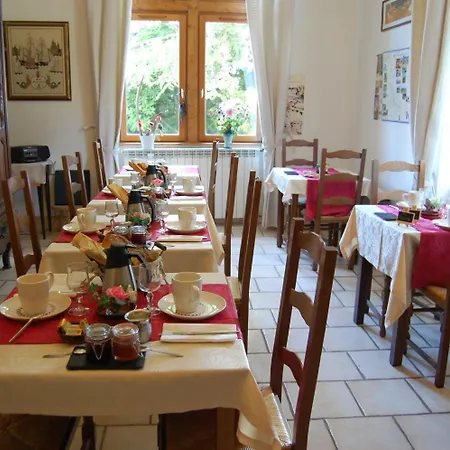 Hotell Le Chateau De Morey